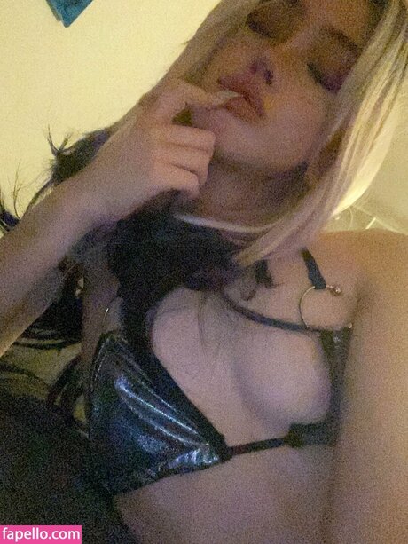 Eieniffy sexy star images