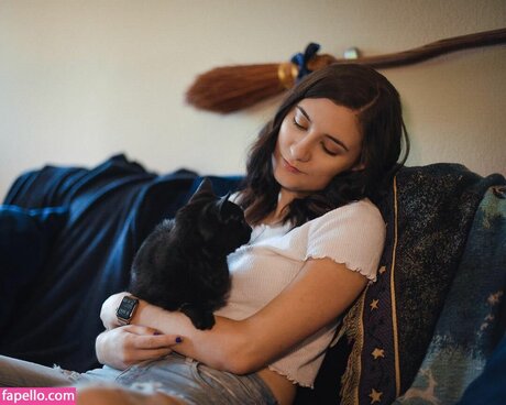 Brizzy Voices high quality model pictures