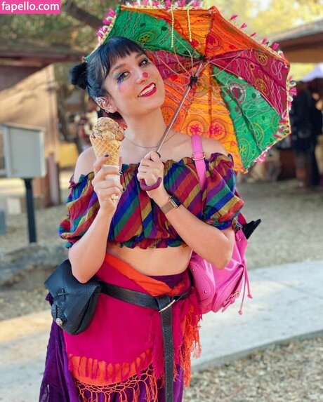 Brizzy Voices perfect actress photo