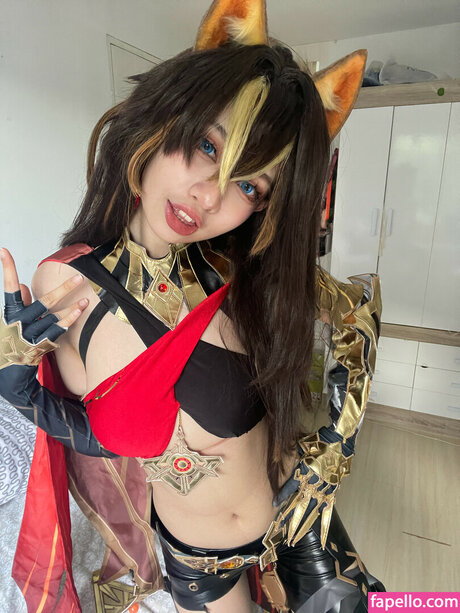 Kettsley model hot photos