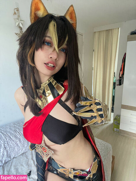 Kettsley nude model pics