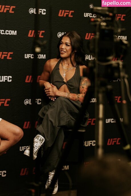 Tracy Cortez beautiful actress image