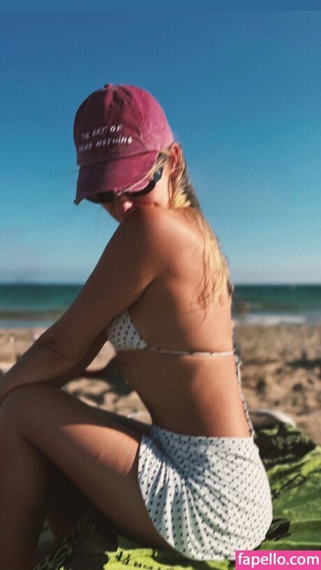 tonyapredko model beautiful photo