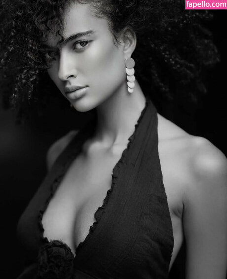 Gabby Lana nude actress pic