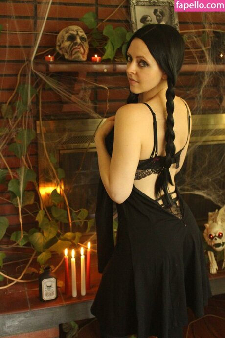 Brianna Knickerbocker hot star gallery