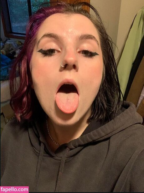 Msvioletvixxen Profile photo