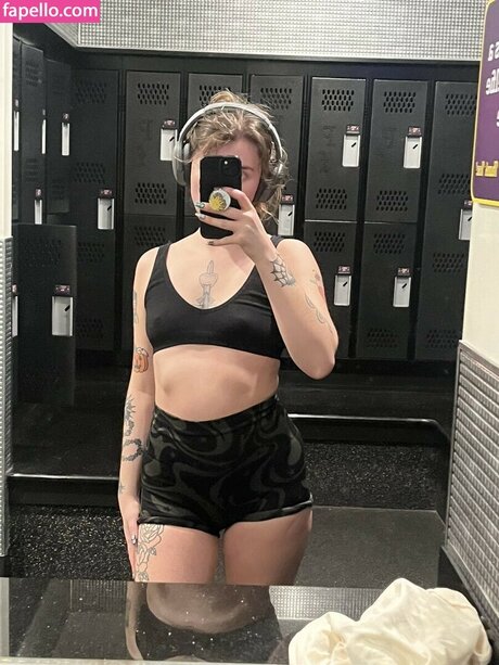 Msvioletvixxen pornstar hd photo