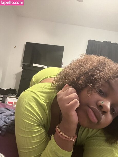 leather skirt onlyfans sexy images