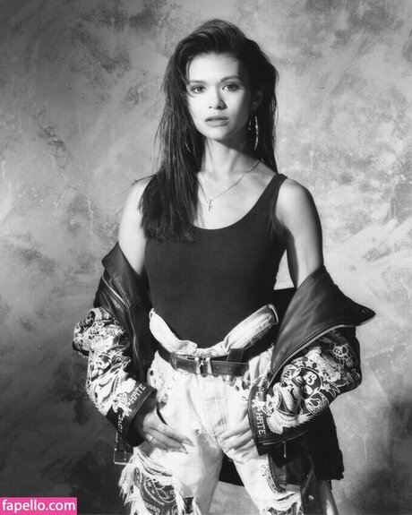 Nia Peeples model pornographic galleries