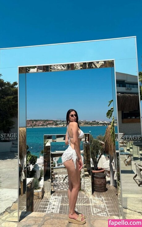 sseliingn star porn pics