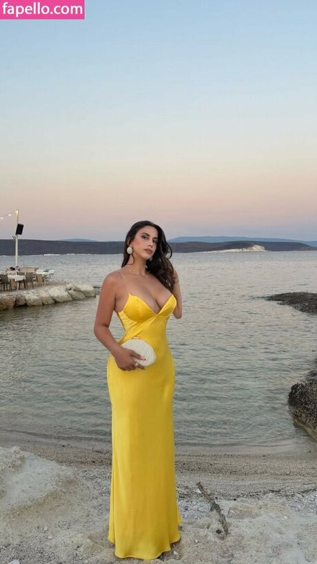 women onlyfans free naked img