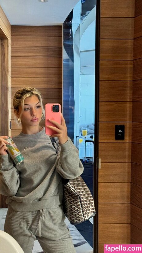 petite asian onlyfans top pics