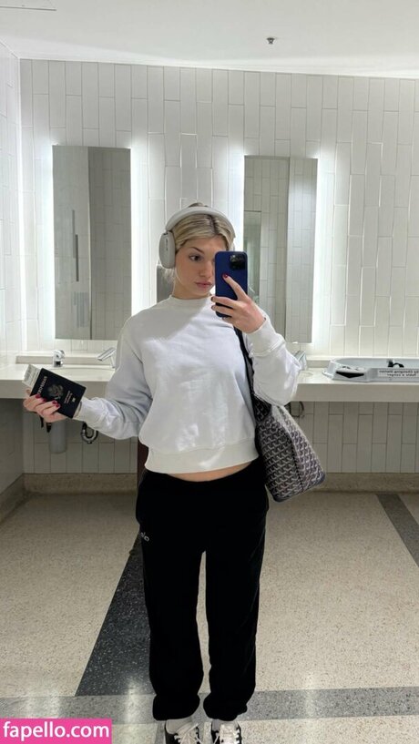 hooters onlyfans nudes photos