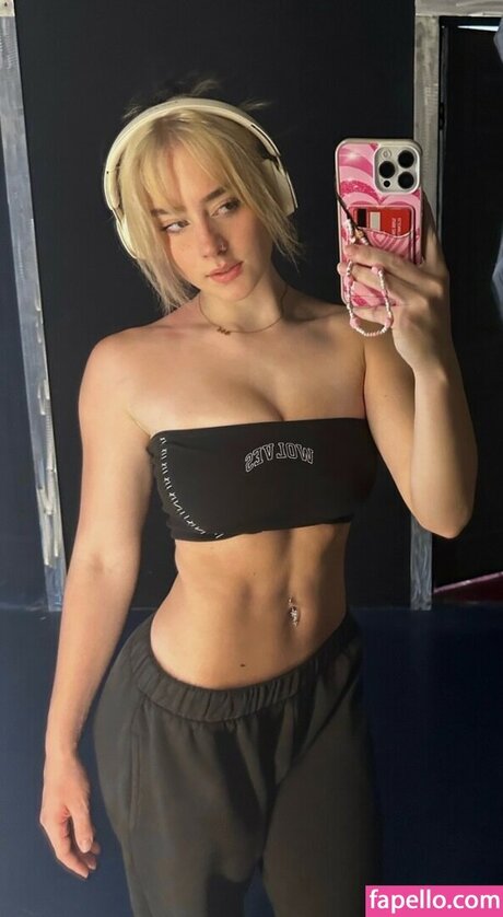 lizgrimess nude model photos