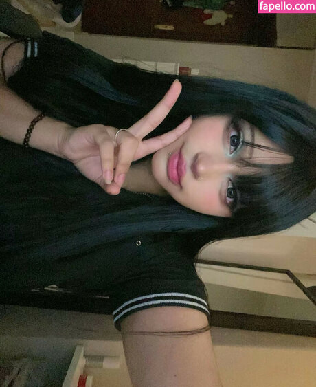 iljfgigi model free img