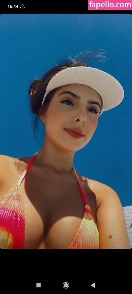 Larissa Costa best model image