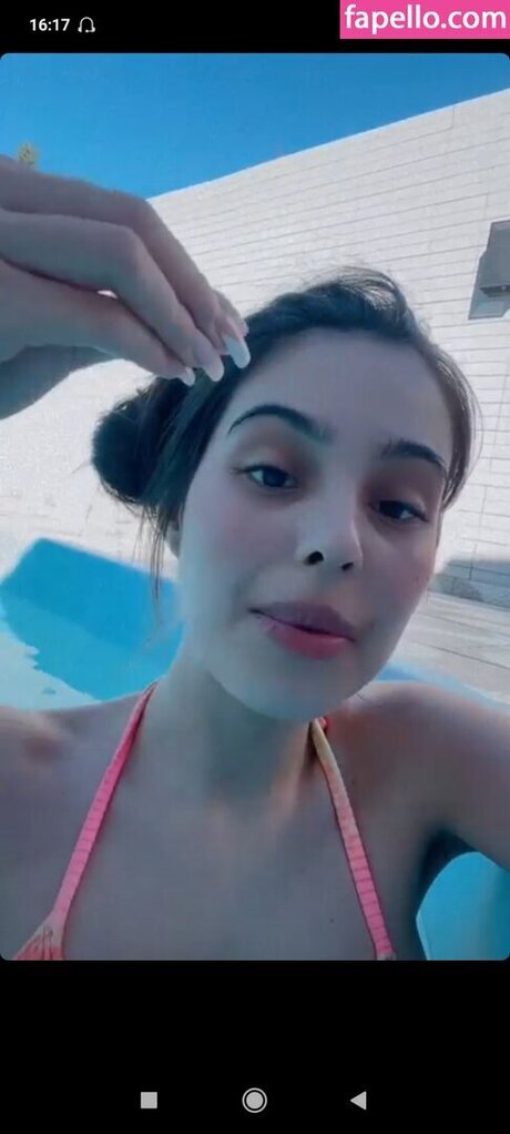 Larissa Costa high quality model pictures