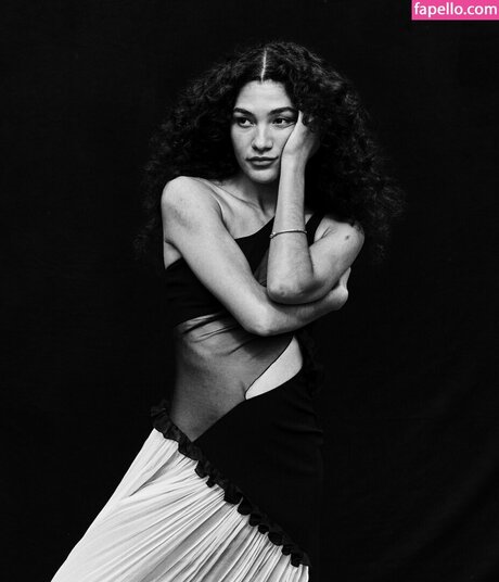 Olivia Dean pornstar top gallery