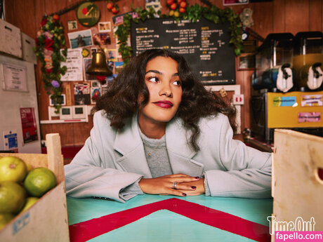 Olivia Dean model exclusive galleries