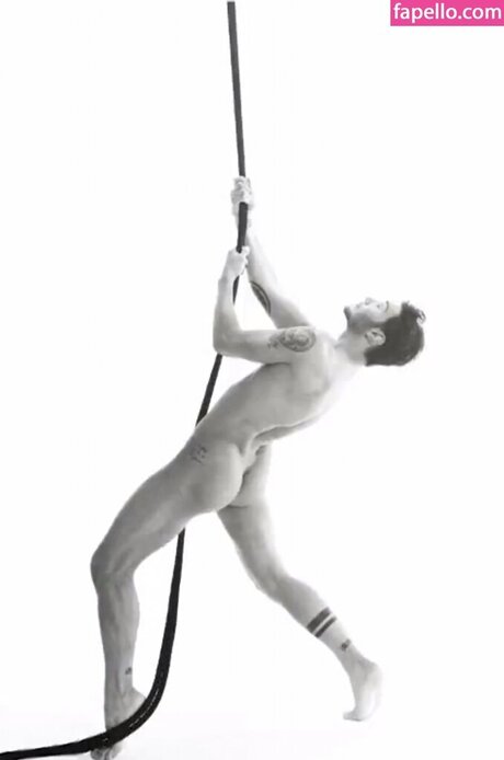 Stefano De Martino model nudes pictures