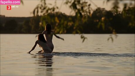 Josefine Preu_ model nice galleries