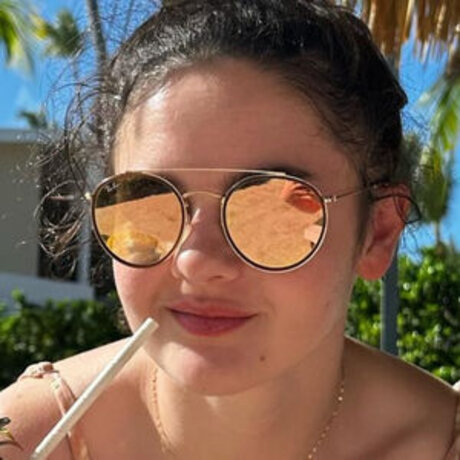 Abbi Pulling xxx pornstar image