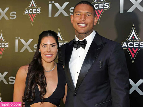 kelseyplum beautiful model images