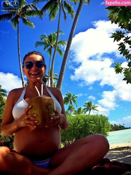 milakunis star xxx pics