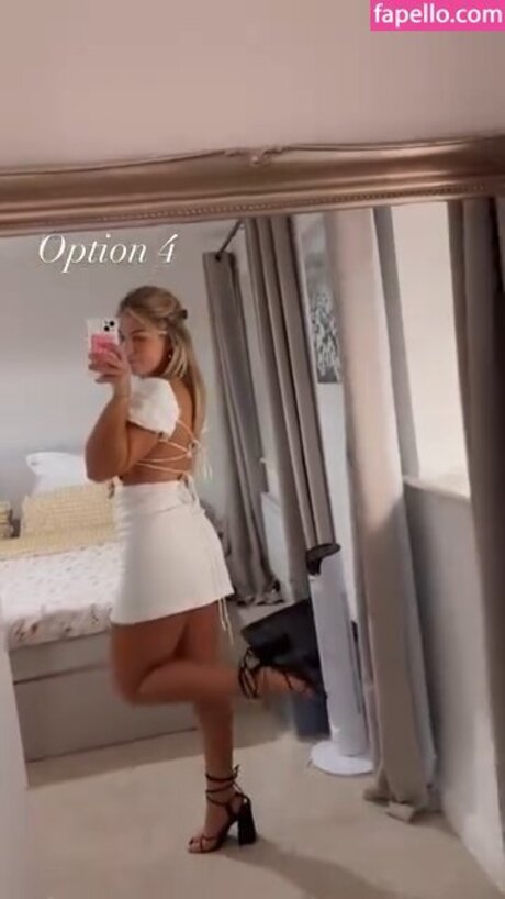 Harriet Cowan From Clarkson s Farm pretty model images