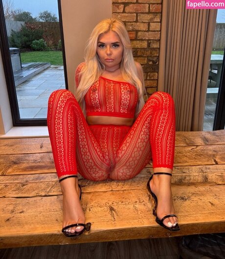 Perfect Package nice actress gallery