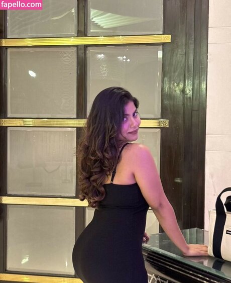 Lavanya Pandiya star sex images