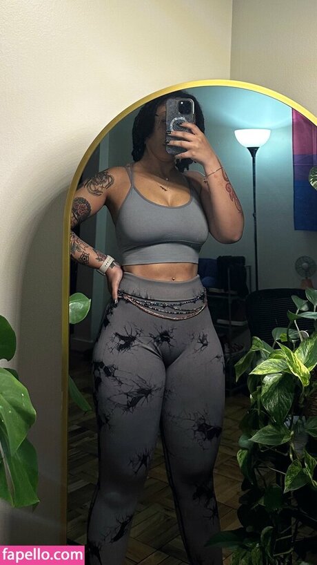 artless space xxx model img