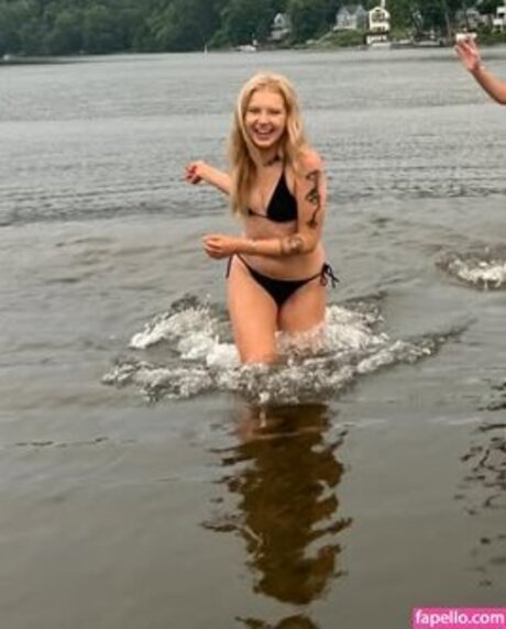 Mary Kate Willis perfect pornstar photo