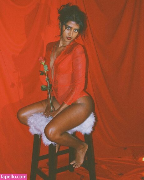 moms onlyfans sexy nude archive