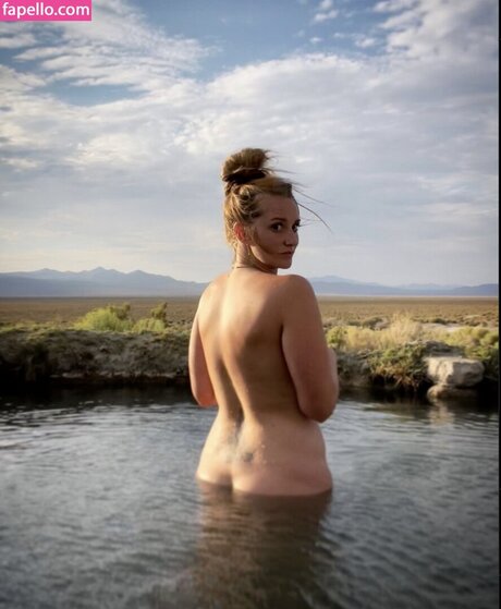 Spicy ginga beautiful actress image