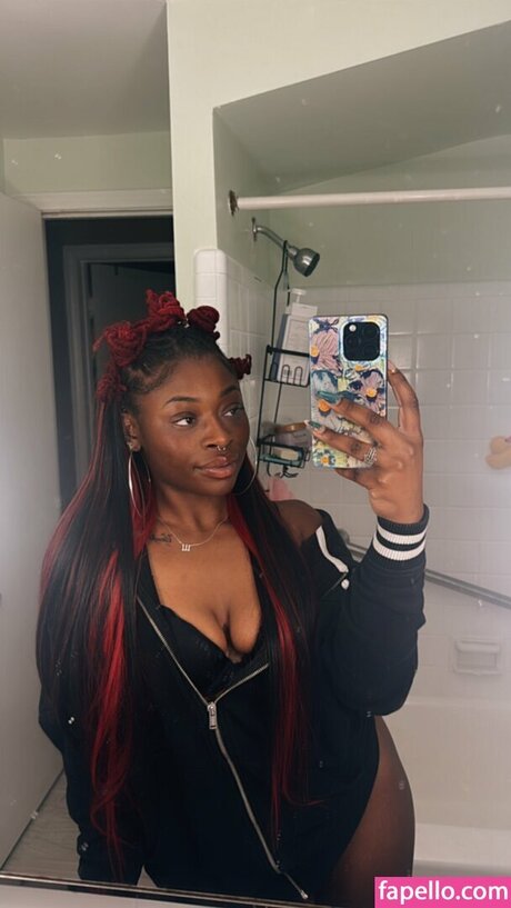 Locdbree sex pornstar pic