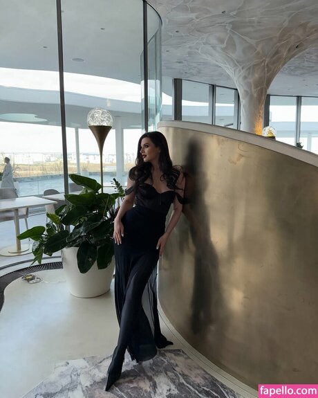 tattooed shemale onlyfans beautiful nude photo