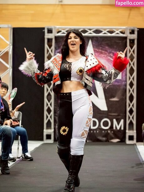 one onlyfans art nude photos