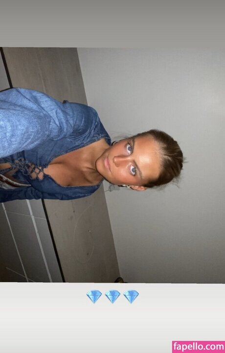 Sofie Houman hot pornstar img