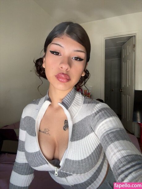 amateur pussy onlyfans pornographic picture