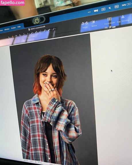 hooters onlyfans art xxx galleries