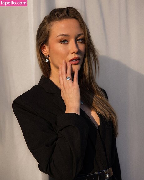 busty teen onlyfans free nude picture