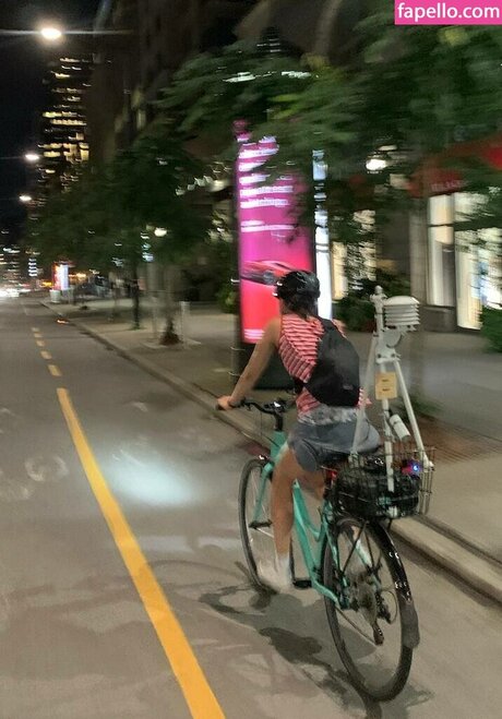 Kimy Leveron high quality model galleries