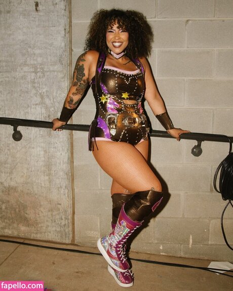 Willow Nightingale pornstar art archive