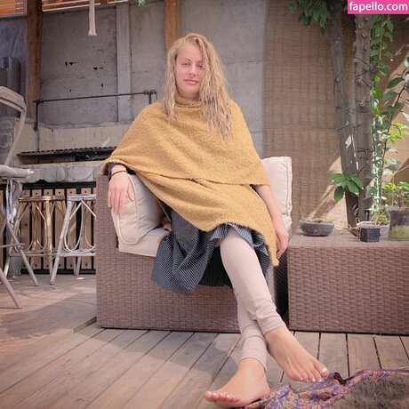 Cata Palacios perfect model image