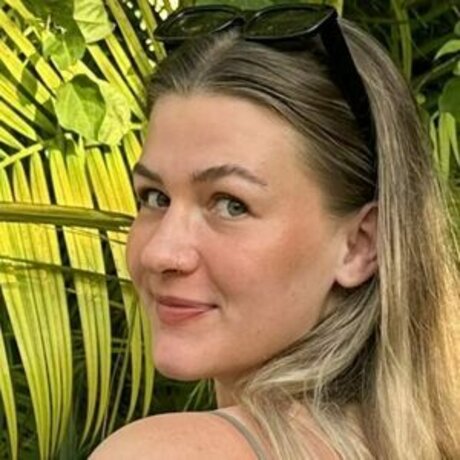 Esther Burden beautiful actress photo