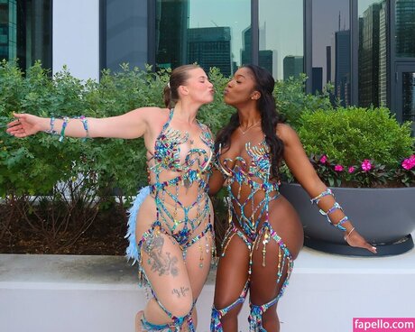 Esther Burden naked model pictures