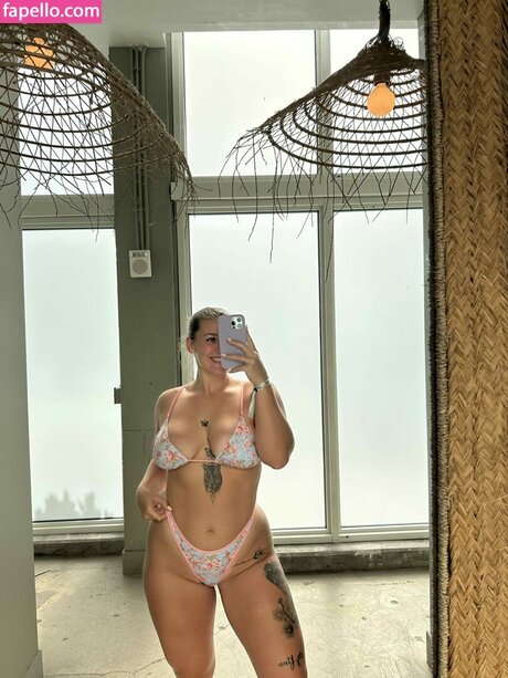 Esther Burden erotic model pictures