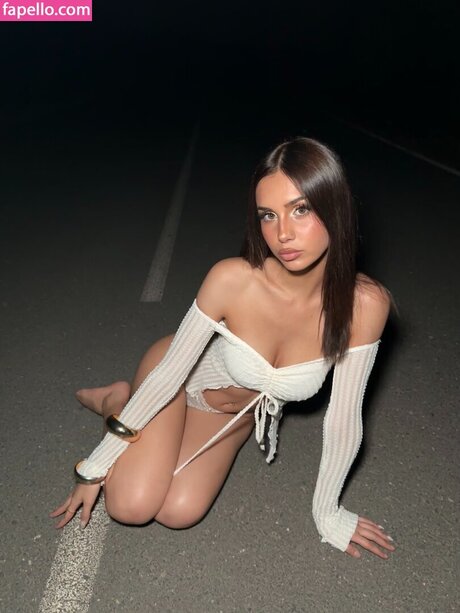 Mia Lobosco xxx actress pic