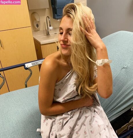 Lisa Gilroy naked star images